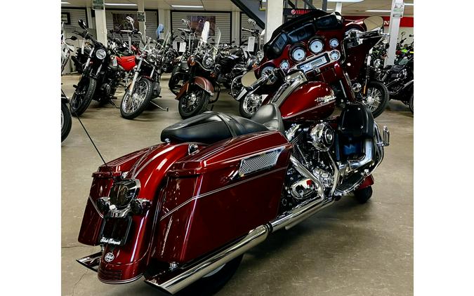 2009 Harley-Davidson® FLHX - Street Glide