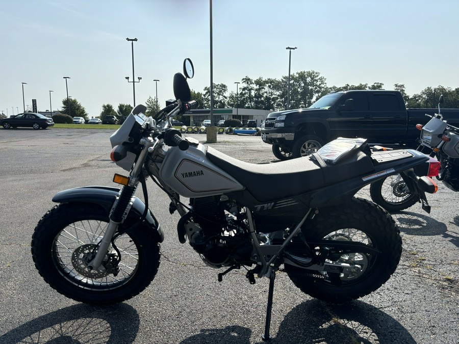 2024 Yamaha TW 200