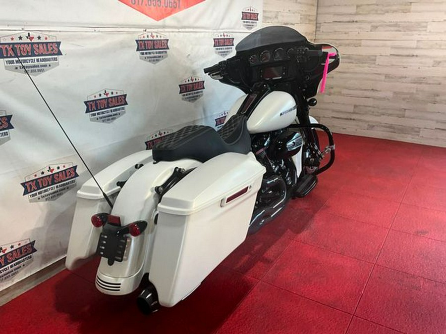 2018 Harley-Davidson Street Glide Special