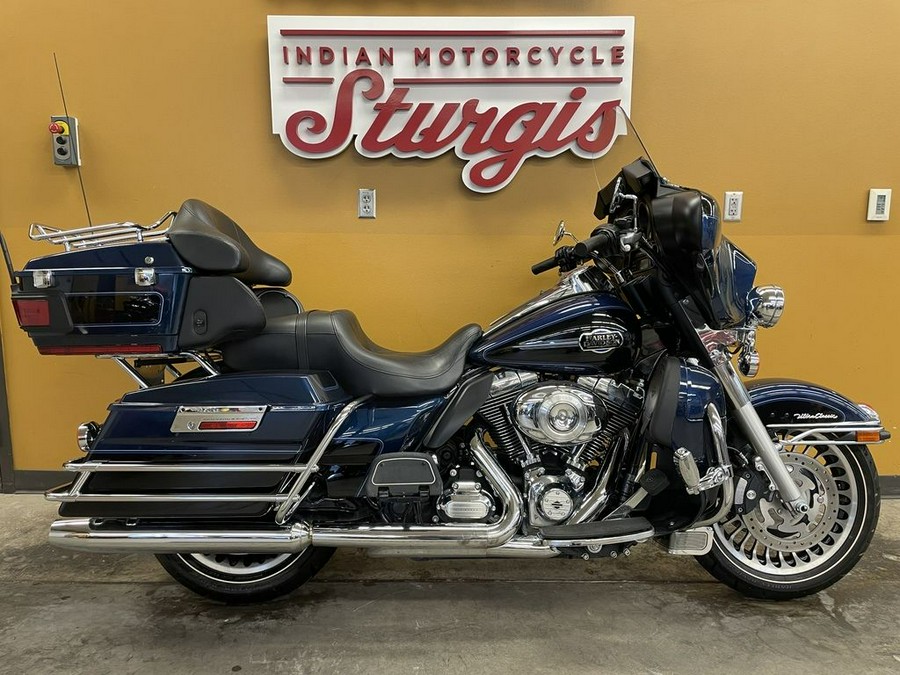 2013 Harley-Davidson® FLHTCU - Electra Glide® Ultra Classic®