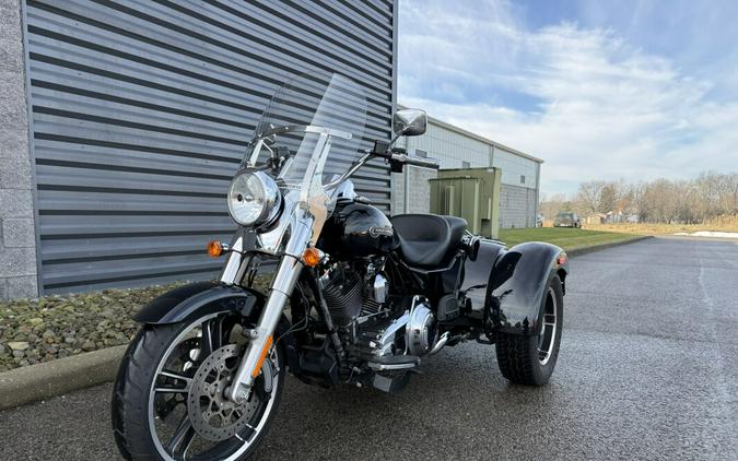 2015 Harley-Davidson® Freewheeler™ FLRT