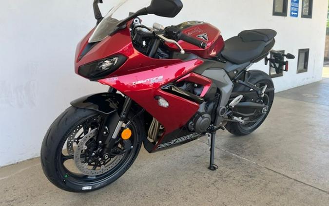 2025 Triumph Daytona 660 Carnival Red/Sapphire Black