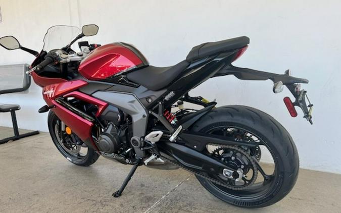 2025 Triumph Daytona 660 Carnival Red/Sapphire Black