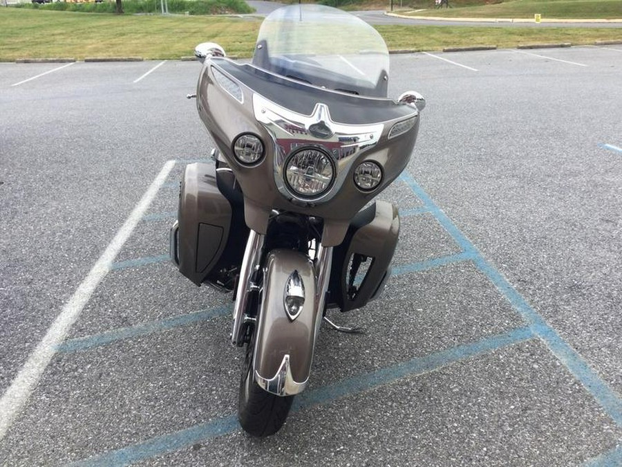 2019 Indian Motorcycle® Roadmaster® Polished Bronze / Thunder Black