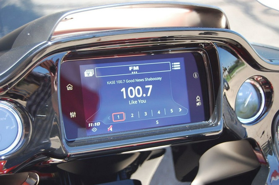 2025 Harley-Davidson FLTRT - Road Glide 3