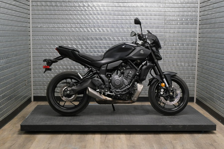 2025 YAMAHA MT07
