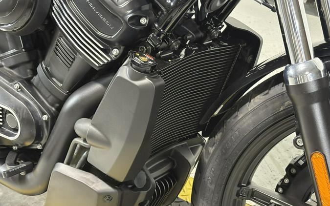 2026 Harley-Davidson® Nightster® Vivid Black - Black