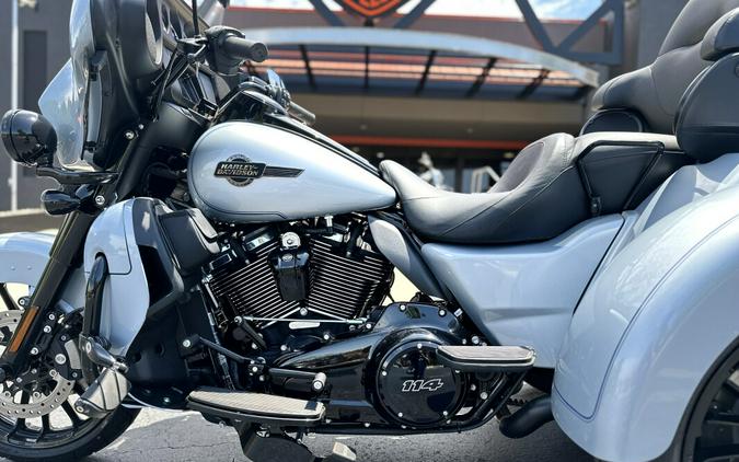 FLHTCUTG 2025 Tri Glide® Ultra