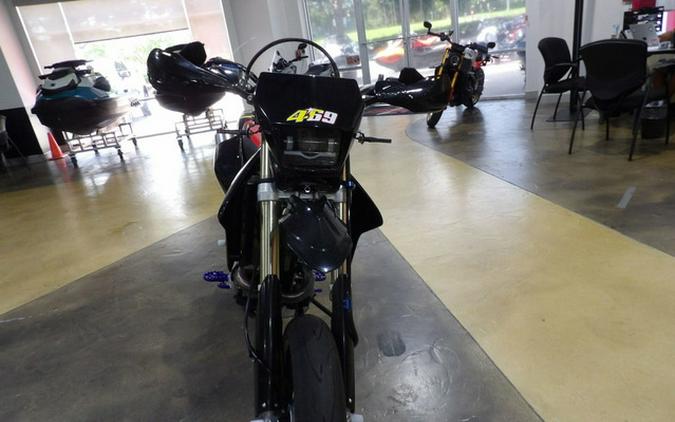 2022 Suzuki DR-Z 400SM