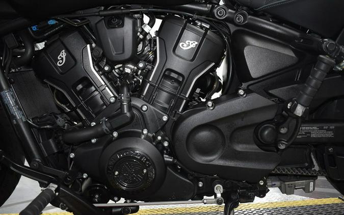 2025 Indian Sport Scout Limited +Tech Black Metallic