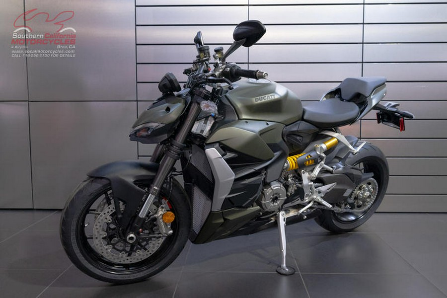 2024 Ducati Streetfighter V2 Storm Green