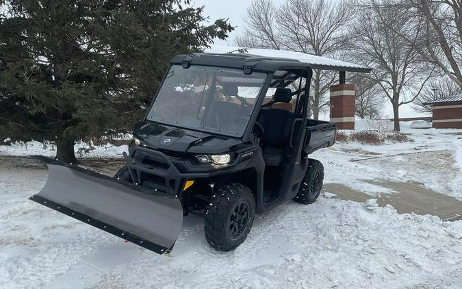 2023 Can-Am® Defender XT HD9