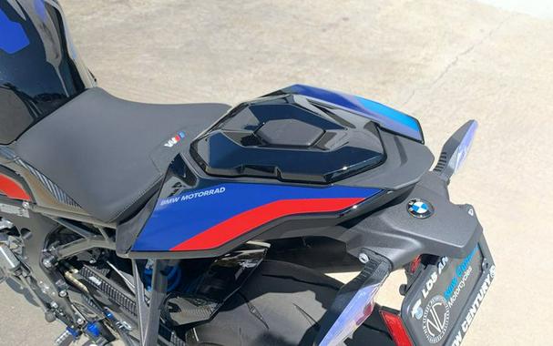 2024 BMW M1000R