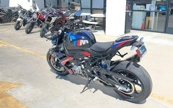 2024 BMW M1000R