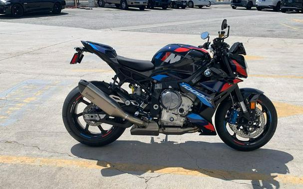 2024 BMW M1000R