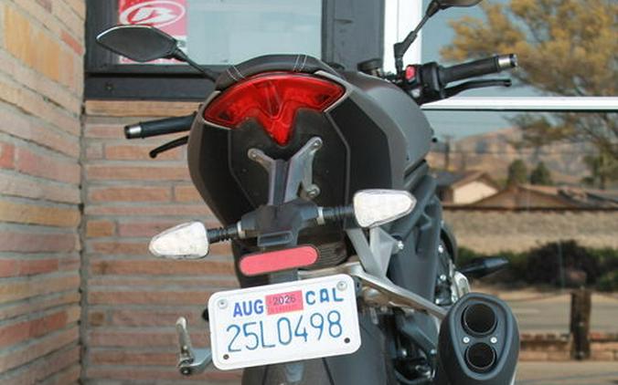 2022 Triumph Speed Triple 1200 RS Matte Silver Ice