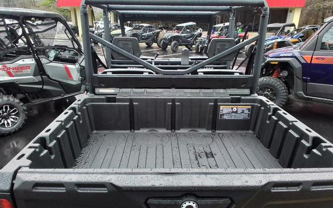 2026 Can-Am® Defender MAX HD7