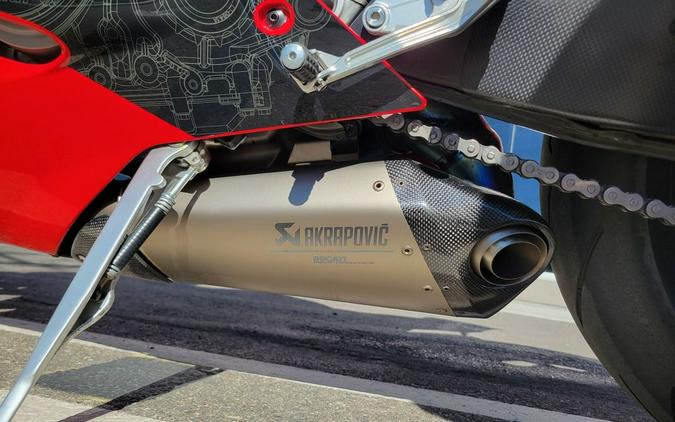 2025 Ducati Panigale V2 Superquadro Final Edition