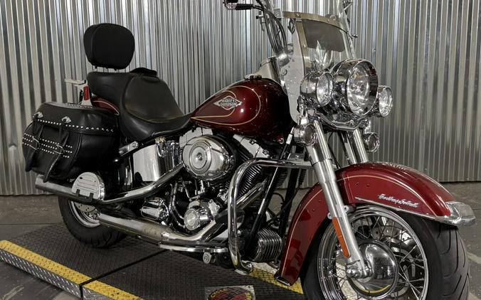 2010 Harley-Davidson Heritage Softail Classic Red Hot Sunglo