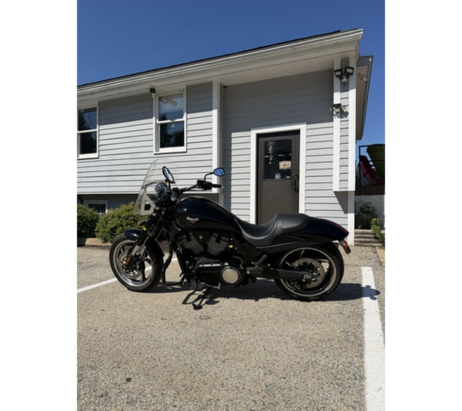 2013 Victory Motorcycles Hammer 8-Ball