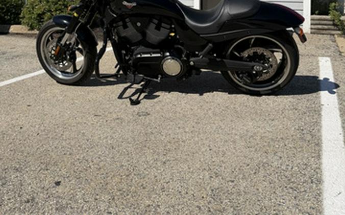 2013 Victory Motorcycles Hammer 8-Ball