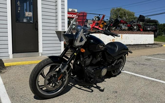 2013 Victory Motorcycles Hammer 8-Ball