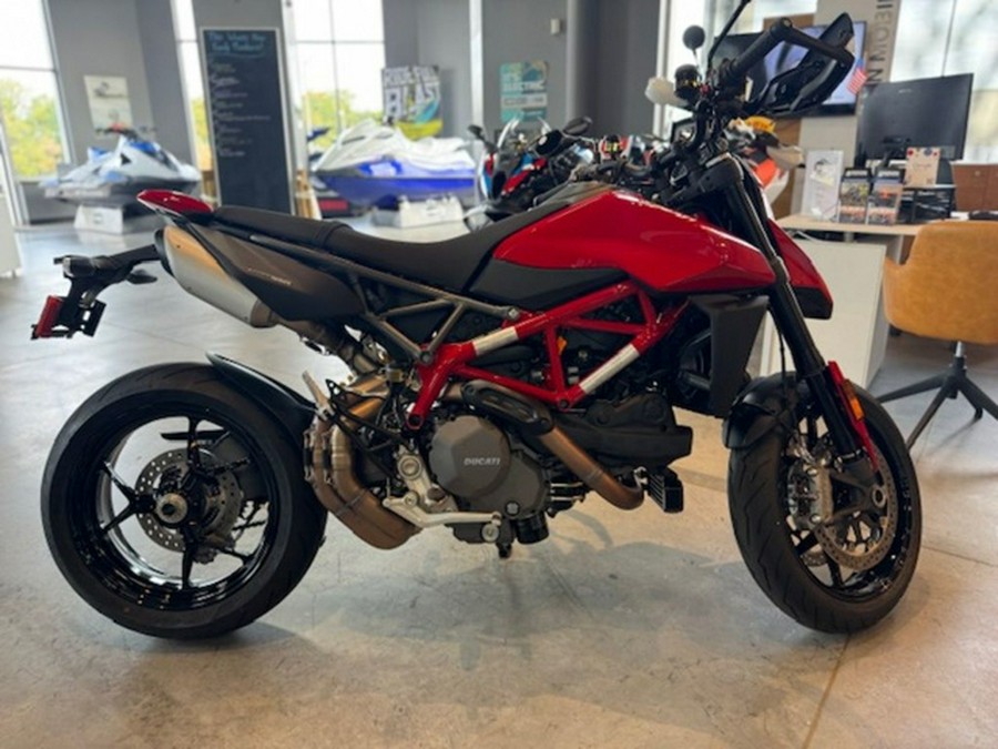 2025 Ducati Hypermotard 950