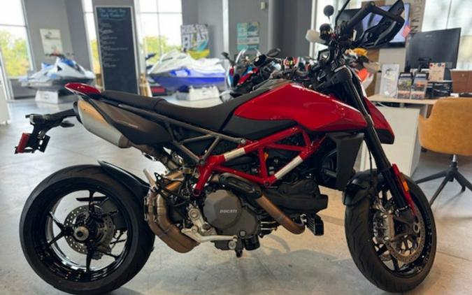 2025 Ducati Hypermotard 950