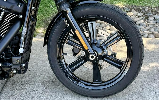FXBBS 2023 Street Bob 114