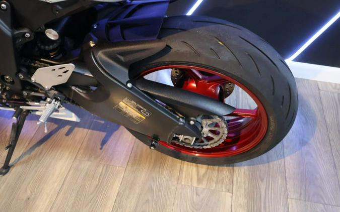 2024 Kawasaki Ninja ZX-6R KRT Edition