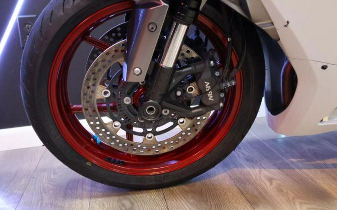 2024 Kawasaki Ninja ZX-6R KRT Edition