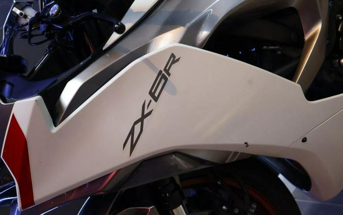 2024 Kawasaki Ninja ZX-6R KRT Edition