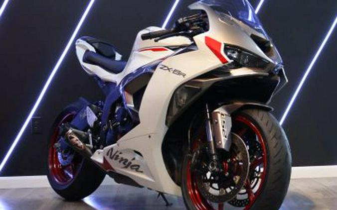 2024 Kawasaki Ninja ZX-6R KRT Edition