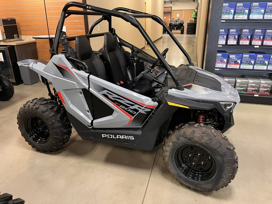 2024 Polaris RZR 200 EFI