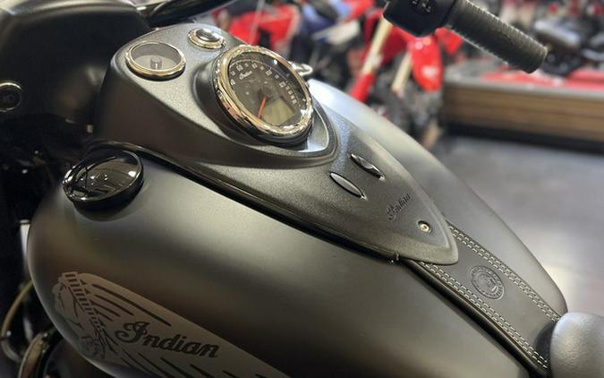 2018 Indian Springfield Dark Horse ABS Thunder Black Smoke