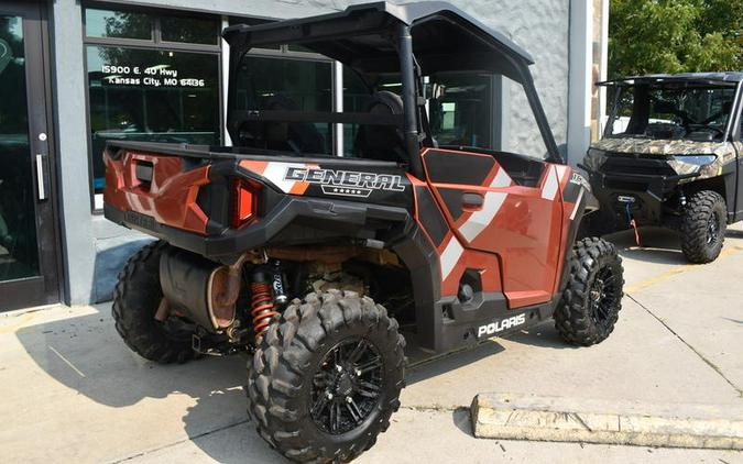 2019 Polaris® General® 1000 EPS Deluxe Orange Rust