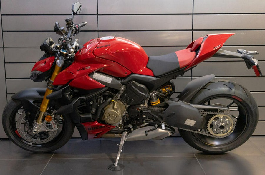 2024 Ducati Streetfighter V4 S Red