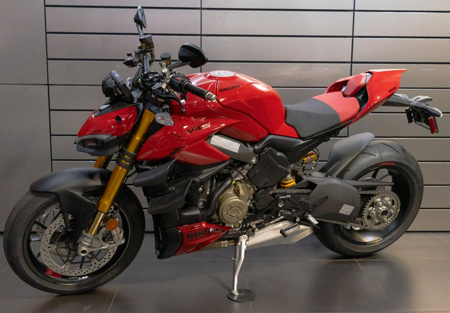 2024 Ducati Streetfighter V4 S Red