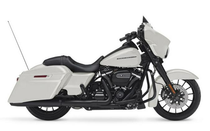 2018 Harley-Davidson FLHXS - Street Glide Special