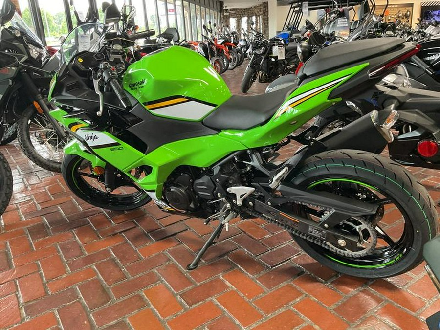 2025 Kawasaki Ninja® 500