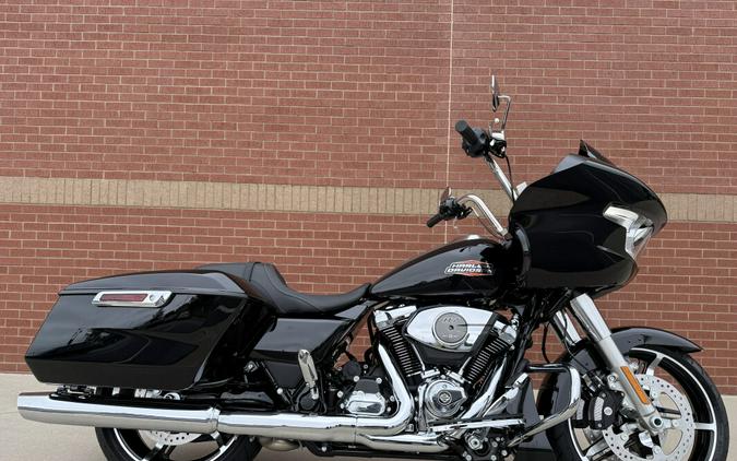 FLTRX 2025 Road Glide®