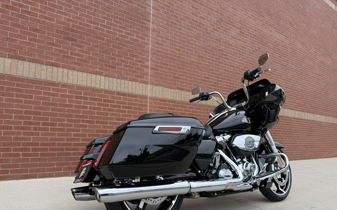 FLTRX 2025 Road Glide®
