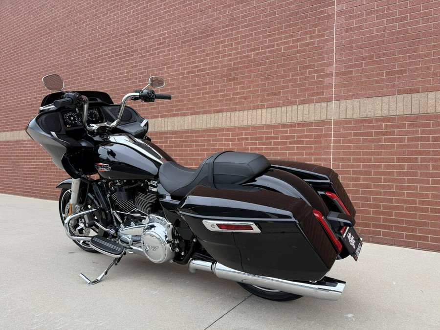 FLTRX 2025 Road Glide®