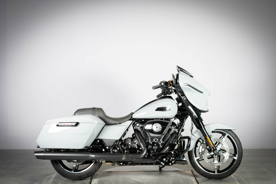 2026 Harley-Davidson Street Glide FLHX