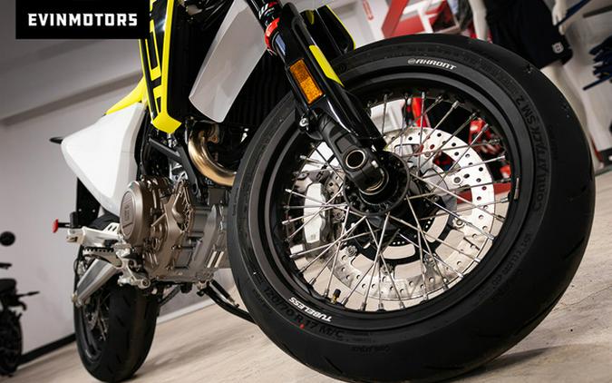 2026 Husqvarna Motorcycles Supermoto 701