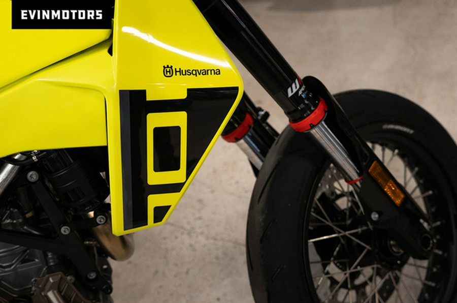 2026 Husqvarna Motorcycles Supermoto 701