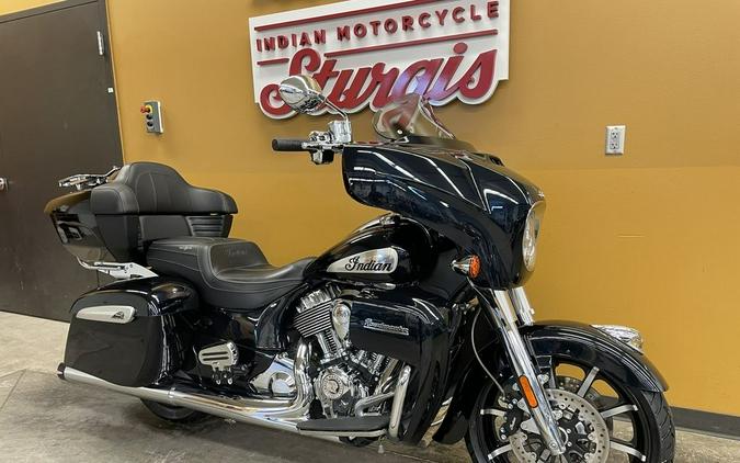 2021 Indian Motorcycle® Roadmaster® Limited Thunder Black Azure Crystal