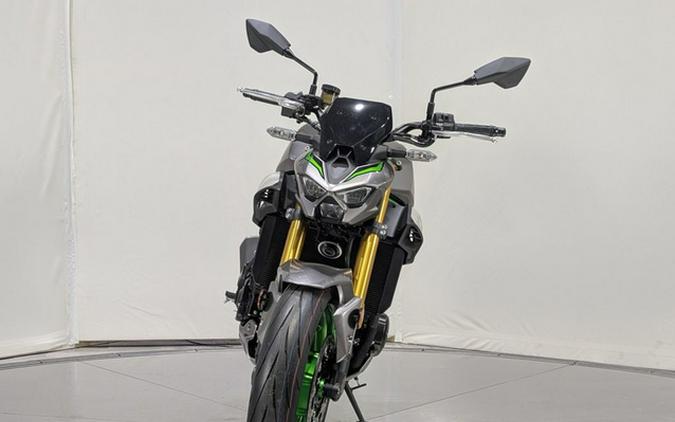 2025 Kawasaki Z900 SE ABS
