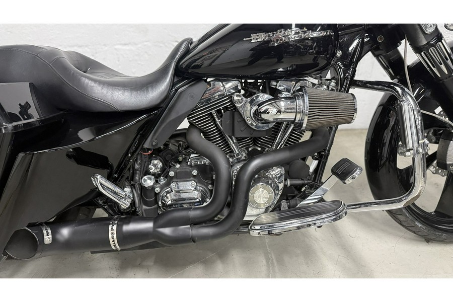 2008 Harley-Davidson® FLHX