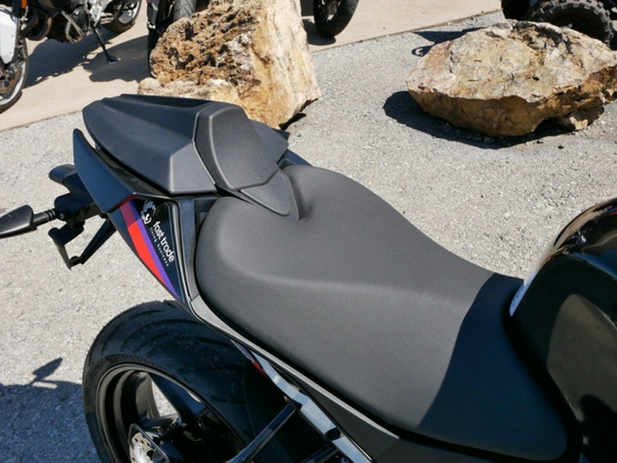2026 APRILIA AP6114500YCT01